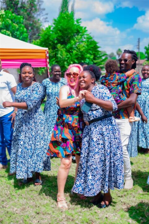 Members of a Kenyan women's group with a Mambo Leo founder